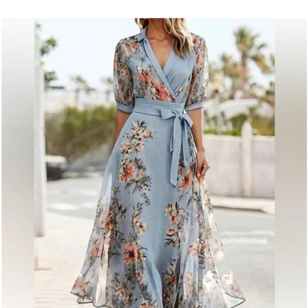 NWT Curvedream Blue V-Neck Short Sleeve Maxi Dress